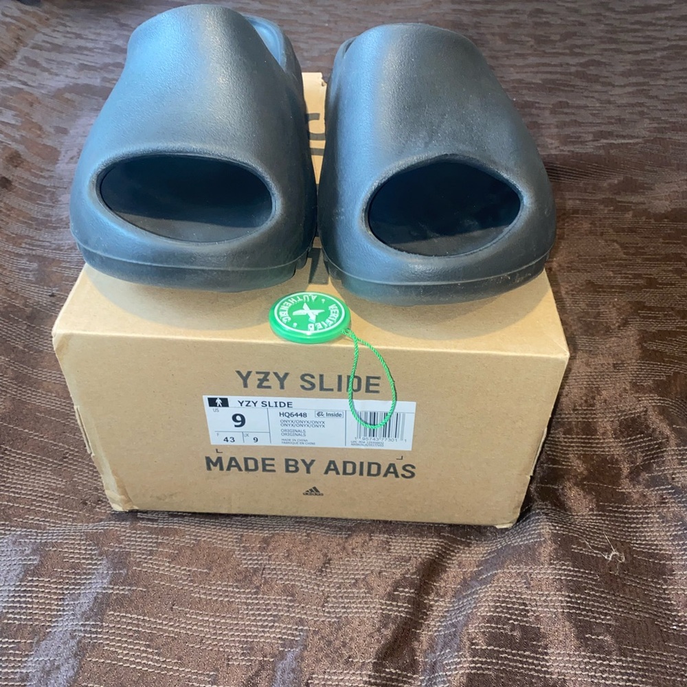 Adidas Black Slippers Minimalist Design